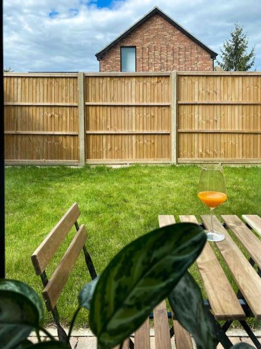 Appartement Modern Flat Near Train Station With Free Parking à CBG Extérieur photo